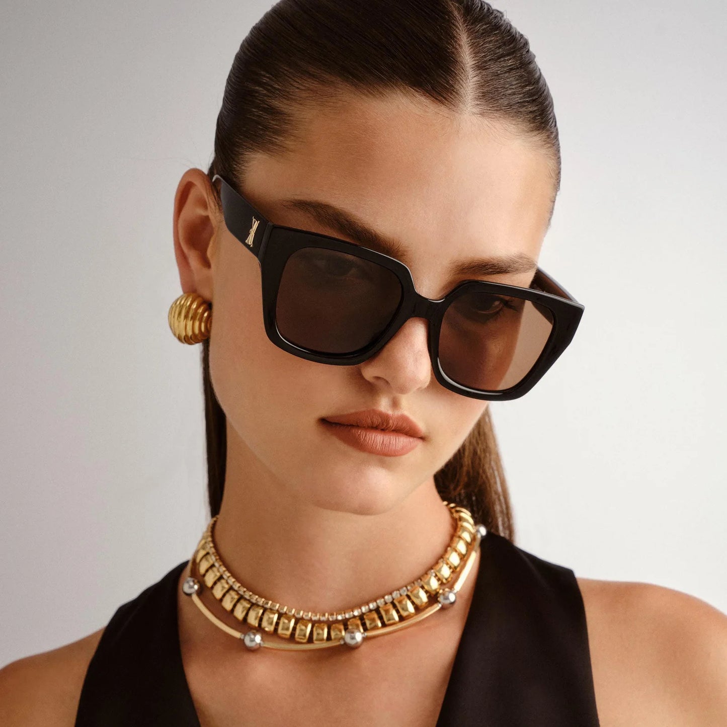 the illusion - black