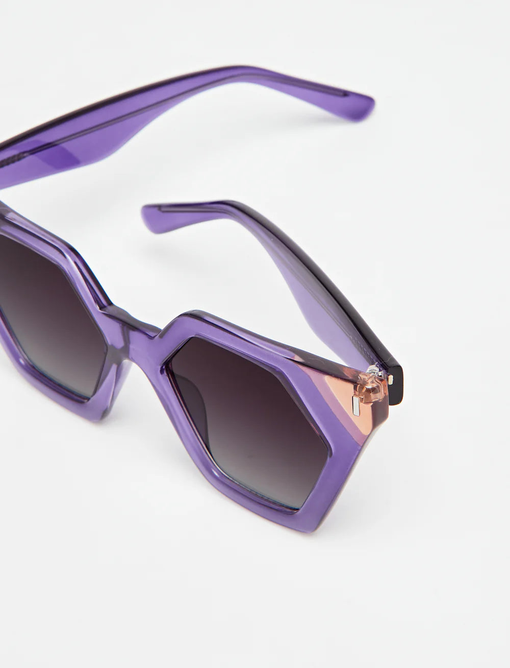 hexagon II 800 - shiny purple pink