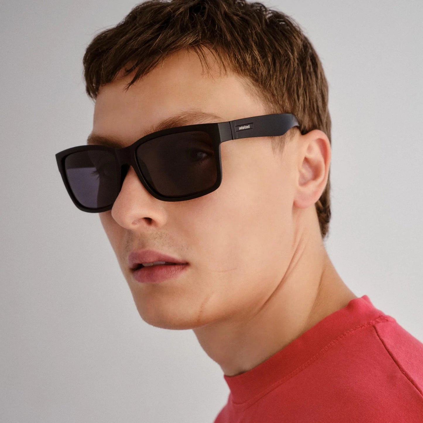 square d frame - black rubber