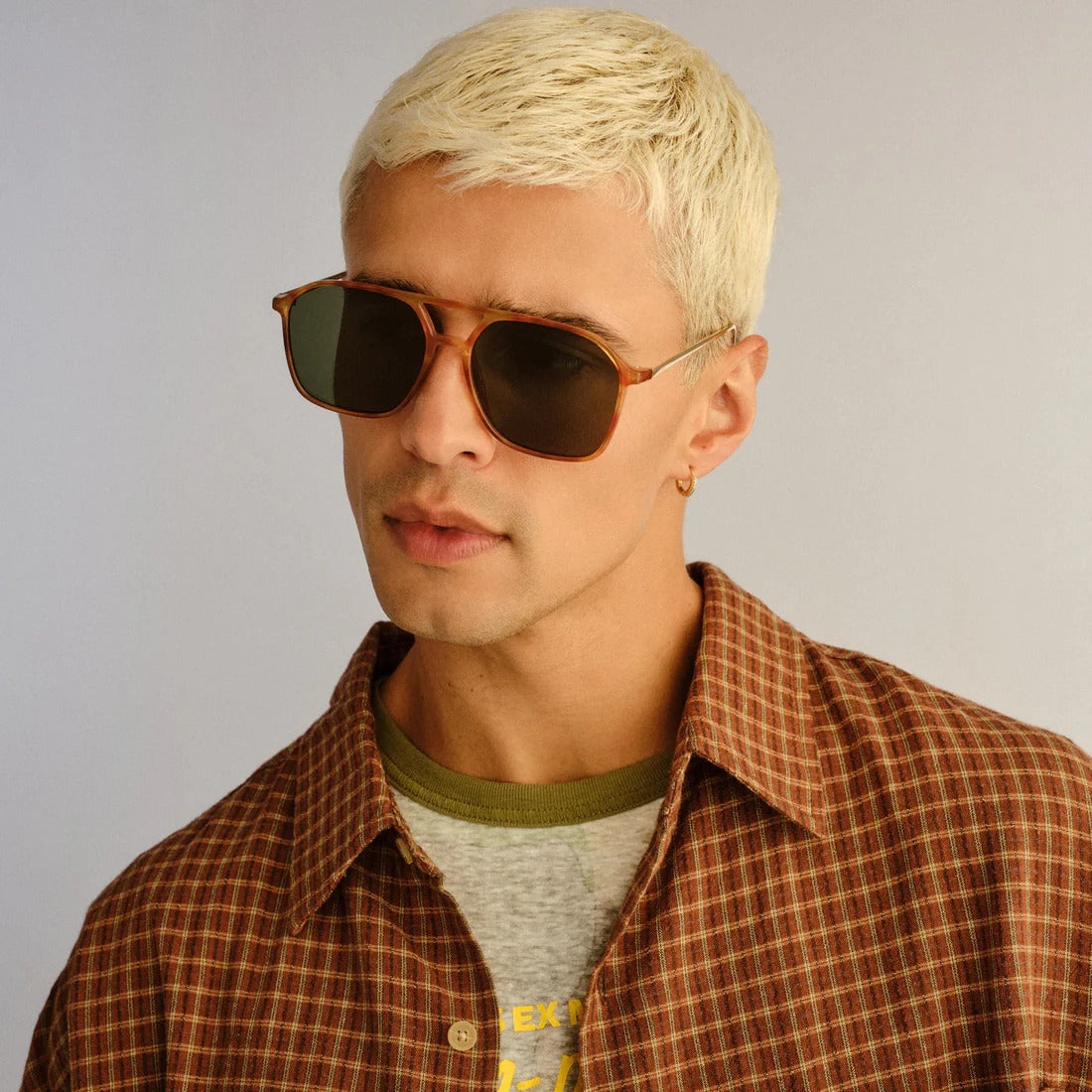 cusp - vintage tort gold