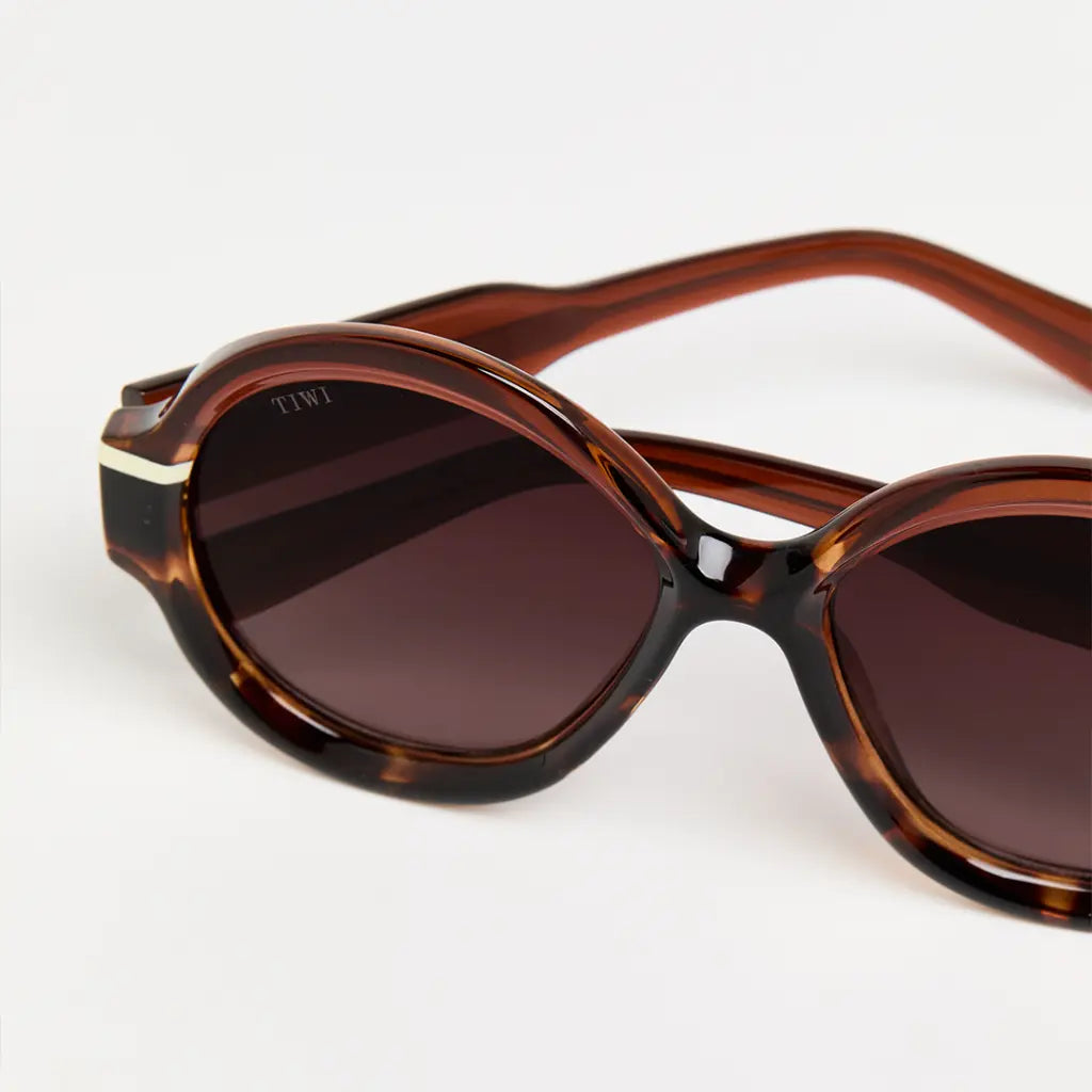 marvel 130 - shiny caramel/shiny green tortoise/beige whtih burgundy