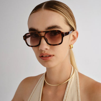 aquarius - dark tort