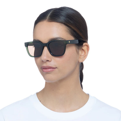 modern classic - khaki polarised