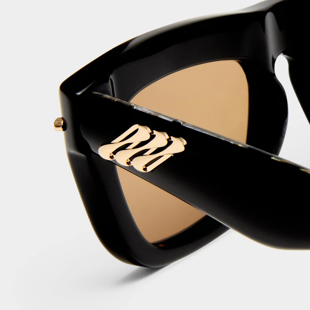 numero nueve - obsidian black
