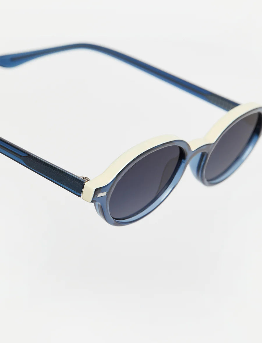 bell 810 - blue / beige topline
