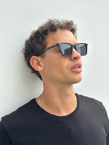 dino - black