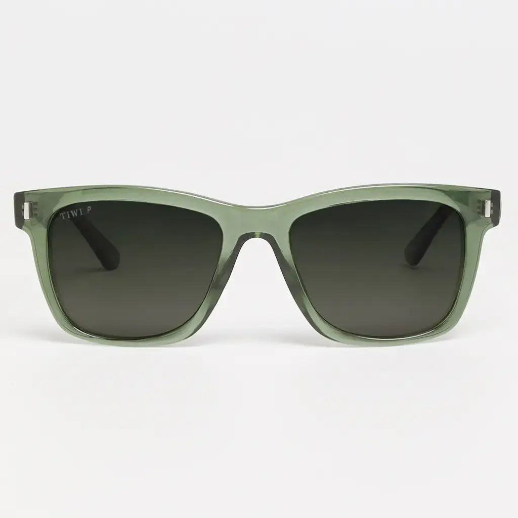 jules 600p - crystal green with green gradient polarized lenses