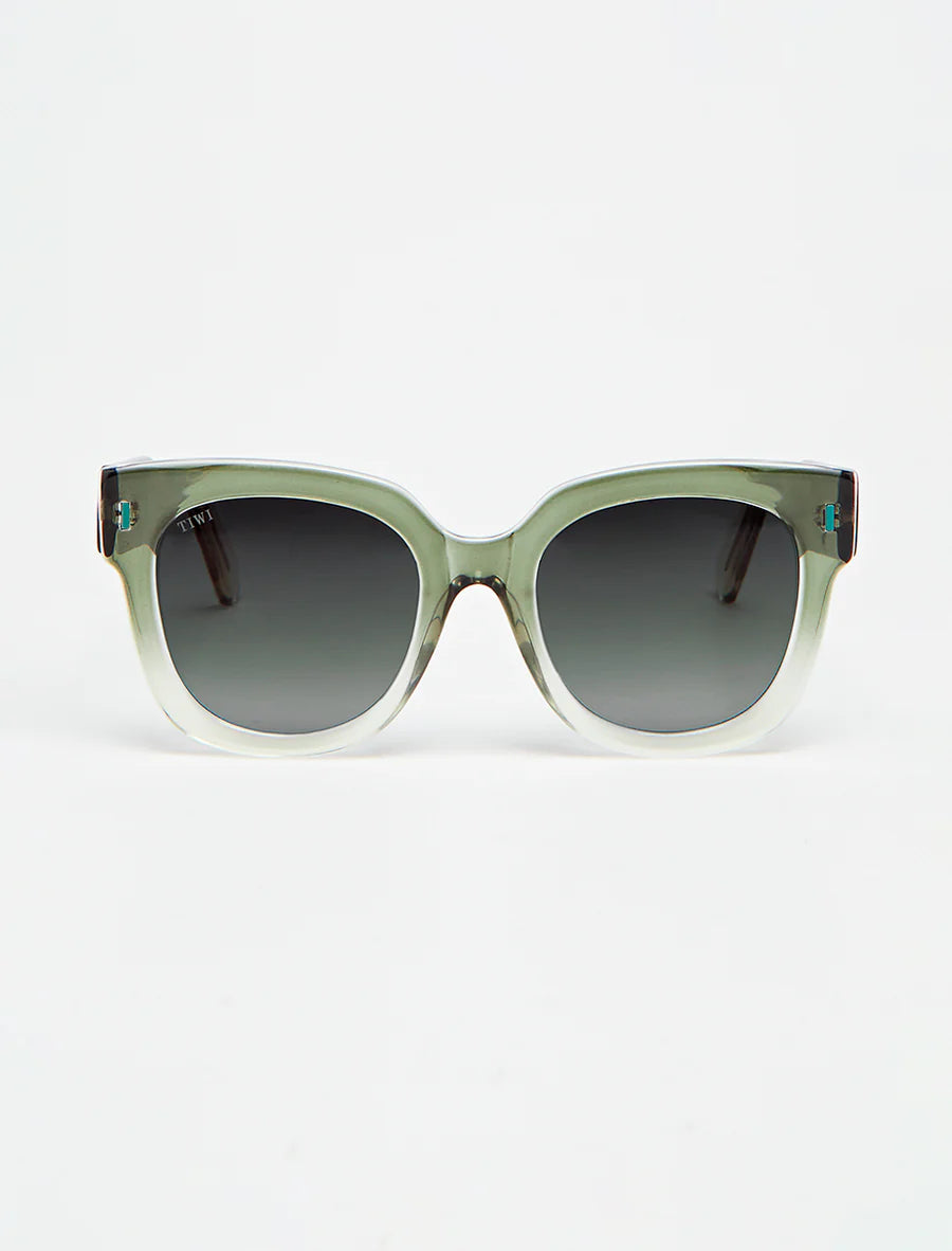 kerr 611 - green gradient