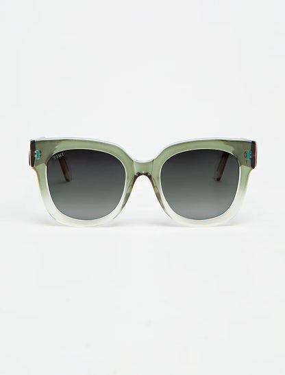 kerr 611 - green gradient