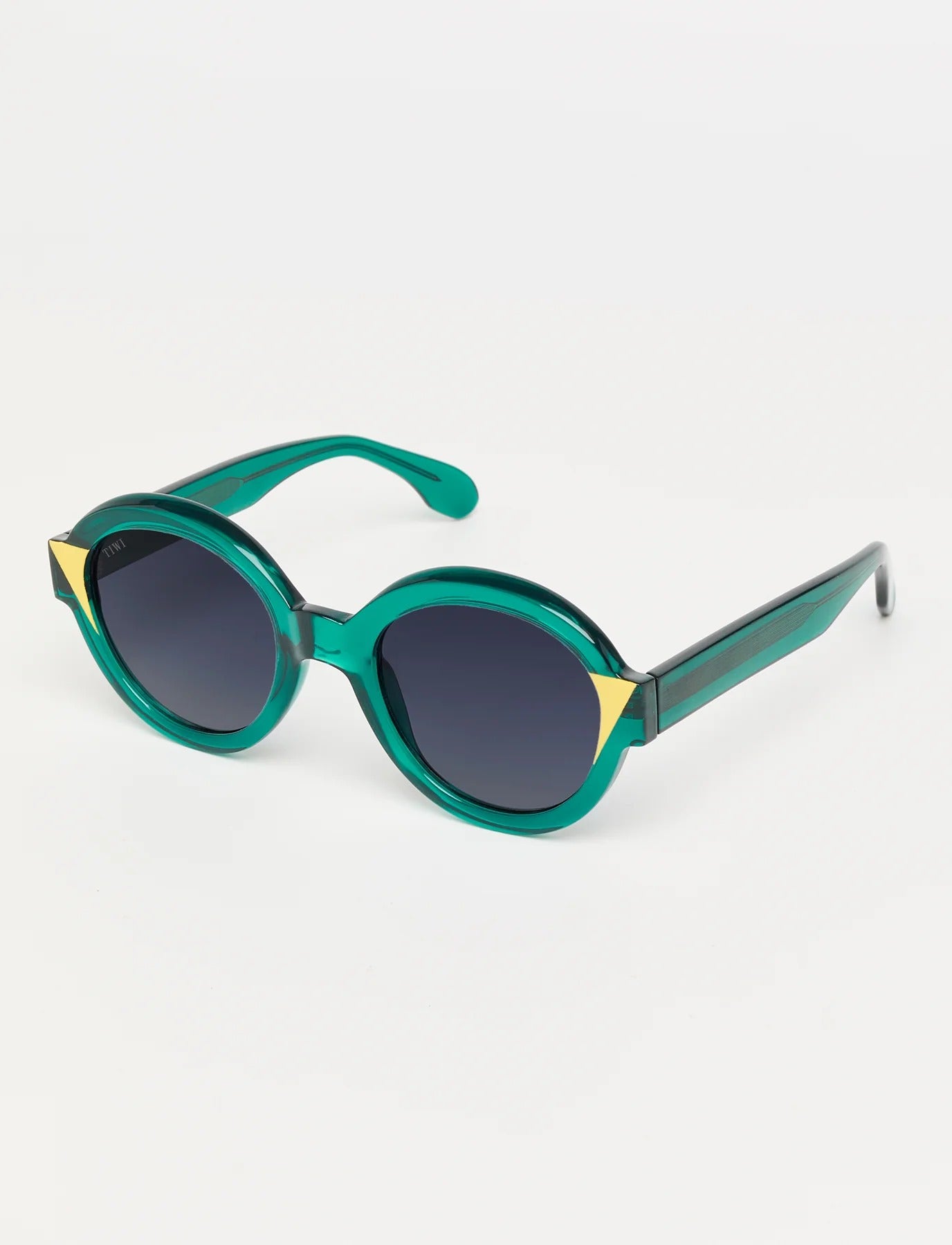 kora 601 - shiny green/yellow with blue lenses