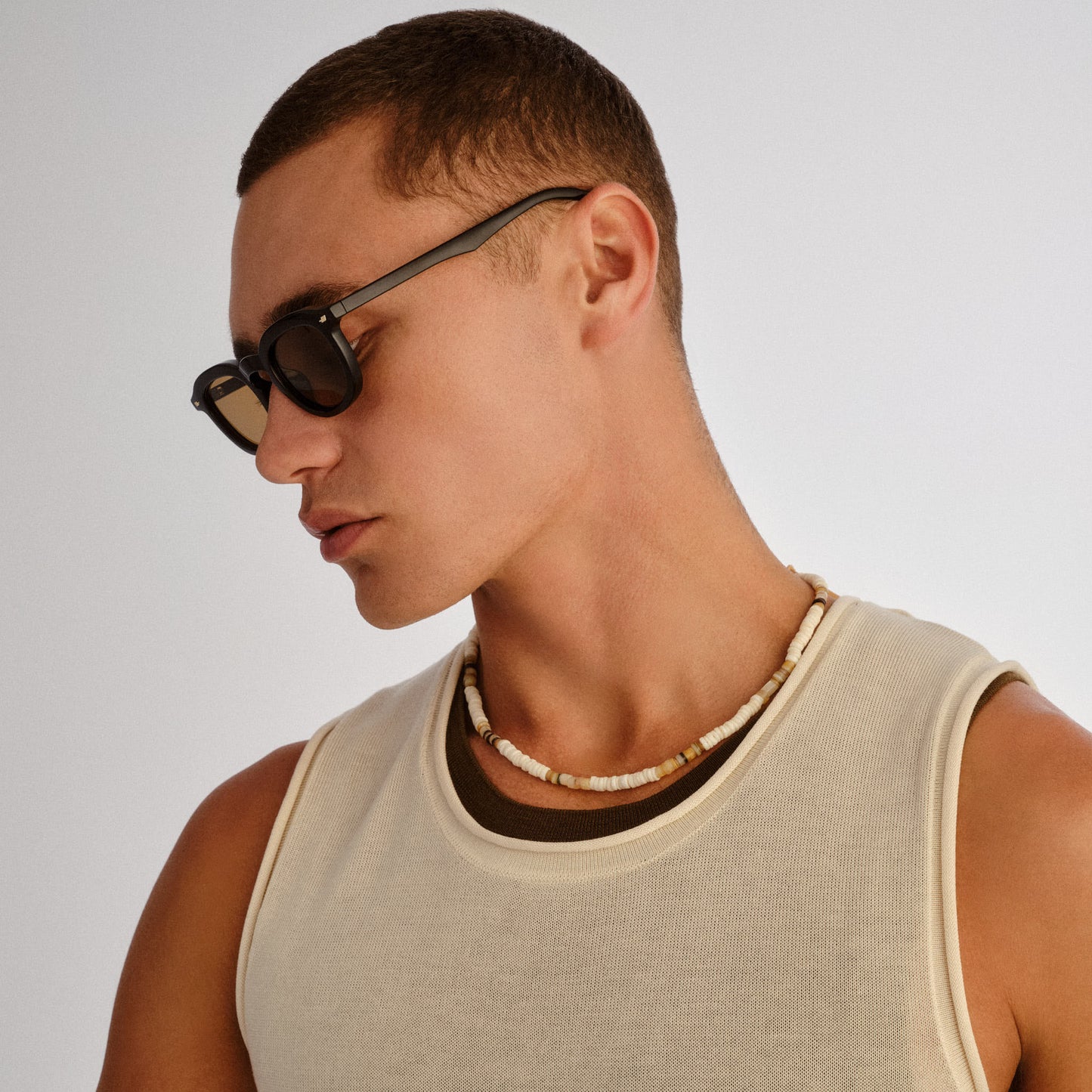 heart throb - black light brown