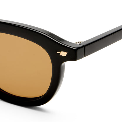 heart throb - black light brown