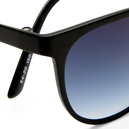 invincible - matte black