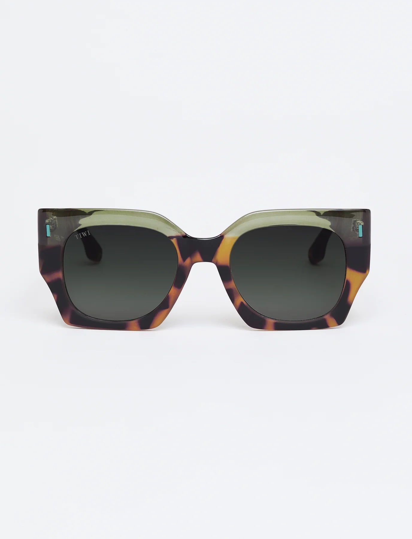 matt 106 - bicolor green tortoise