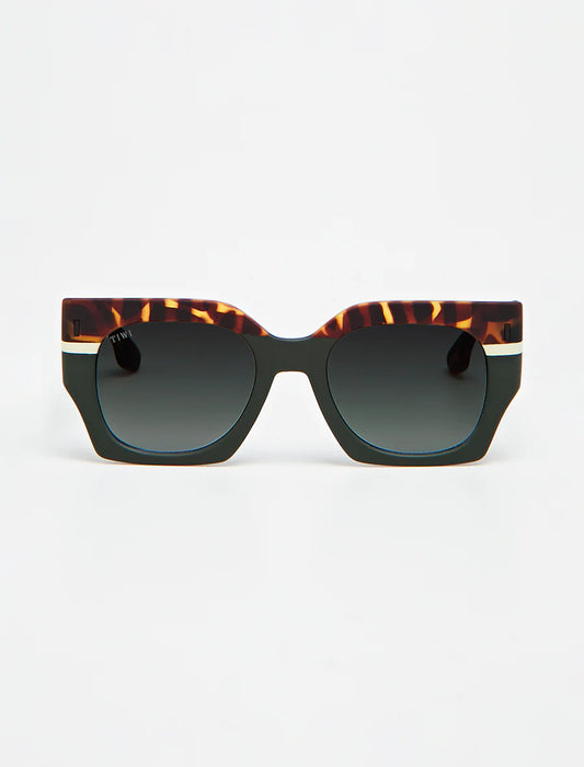 matt 113 - rubber tricolor tortoise