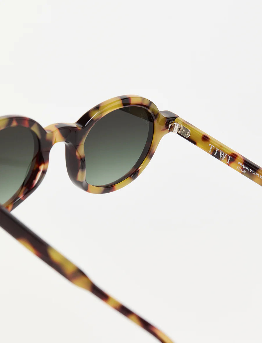 paradise - acetate green tortoise