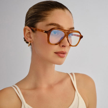 drizzle - vintage tort blue light